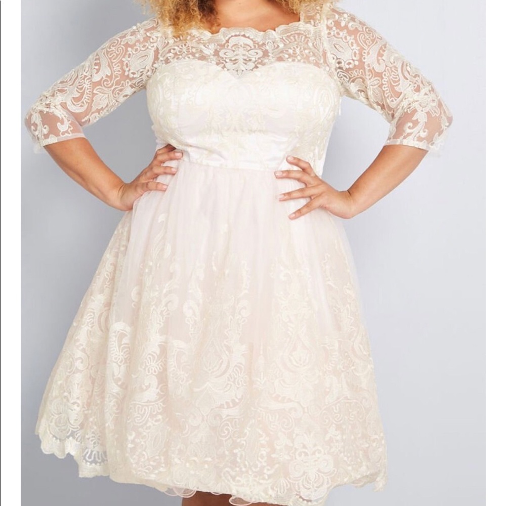 NWOT Tea length ivory and blush dress